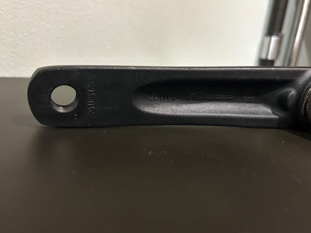 【BOMBTRACK クランクセット】SAMOX製　シングル用