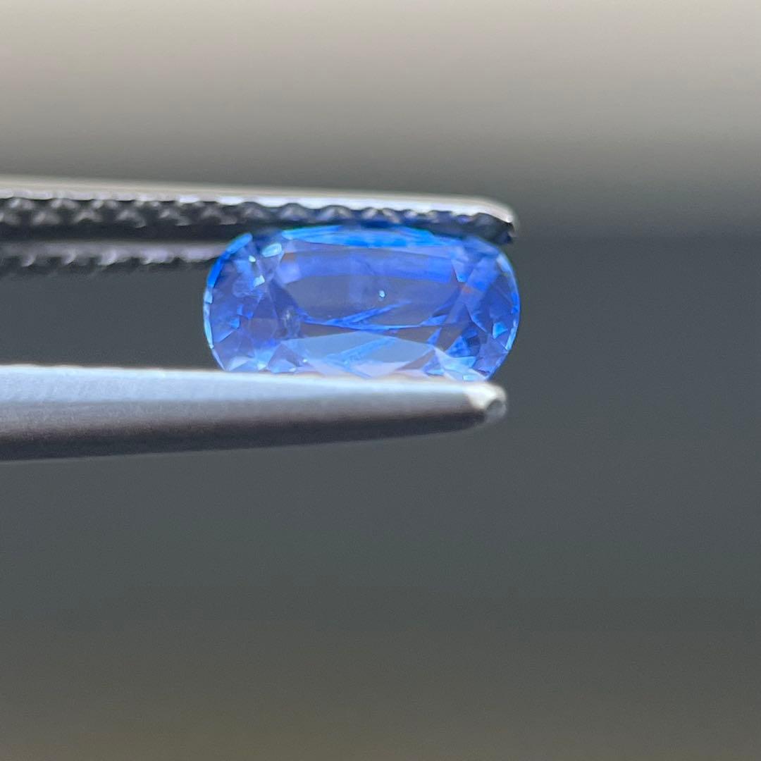 スリランカ産加熱天然ブルーサファイアルース