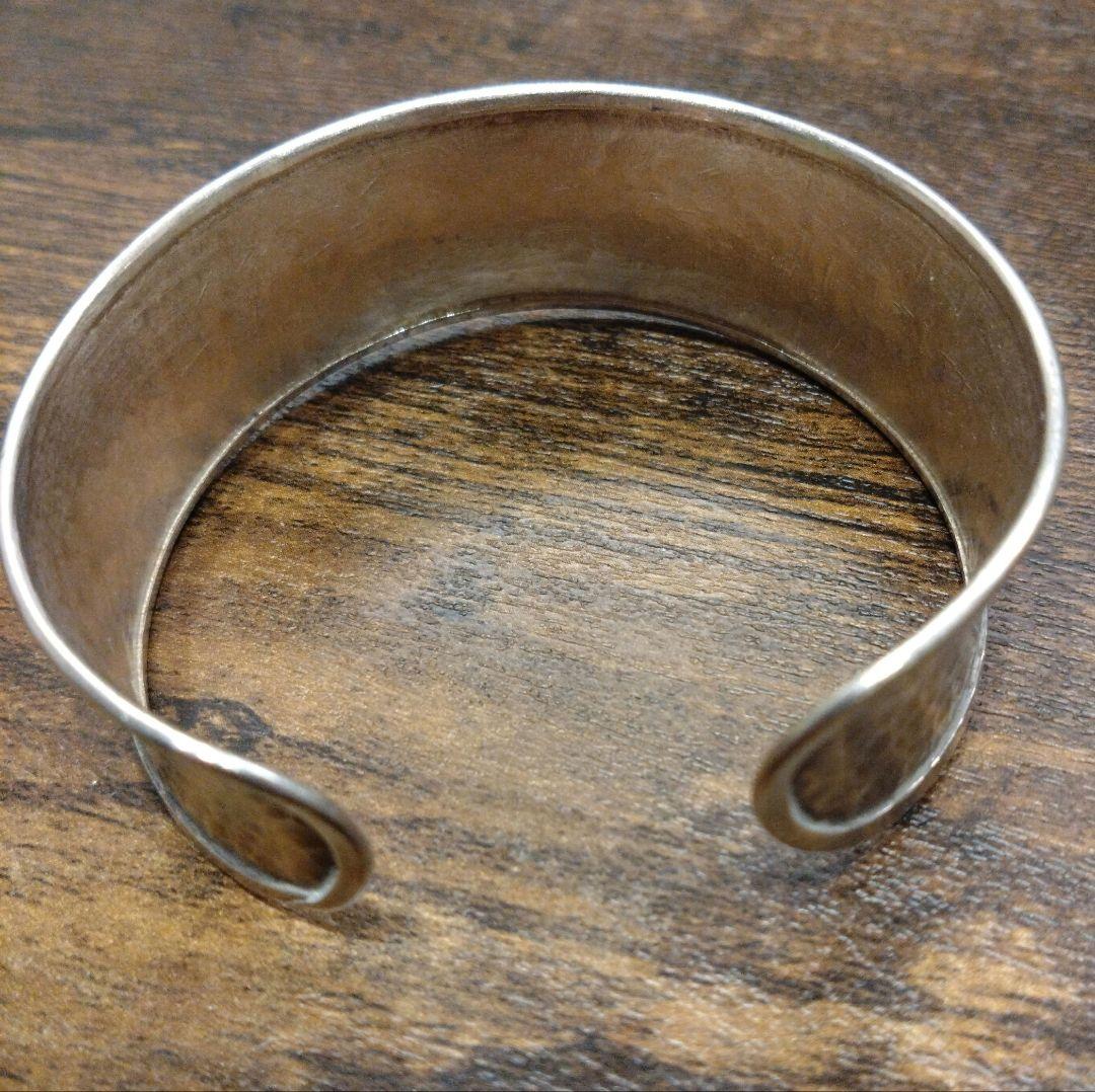 Sak☆【手仕事の温もり】　カレンシルバー バングル☆