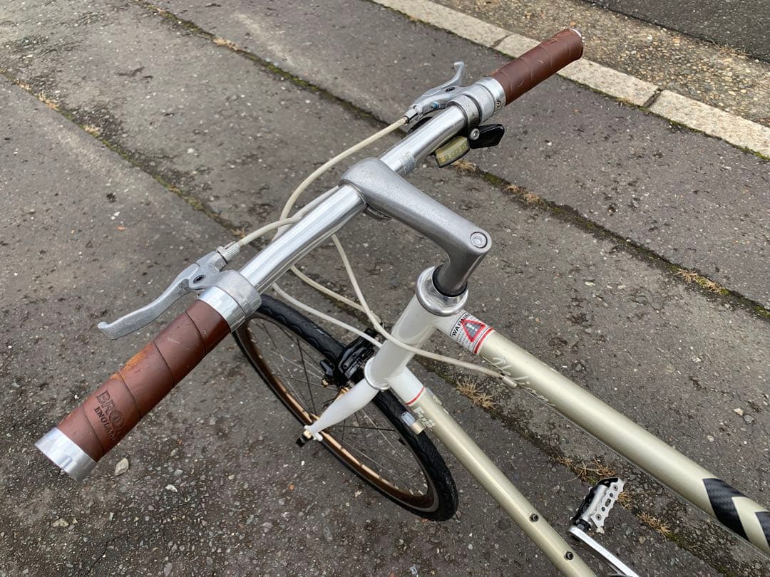 【即乘】送料無料Fuji ミニベロ小径車 Helion クロスバイク 8速 20