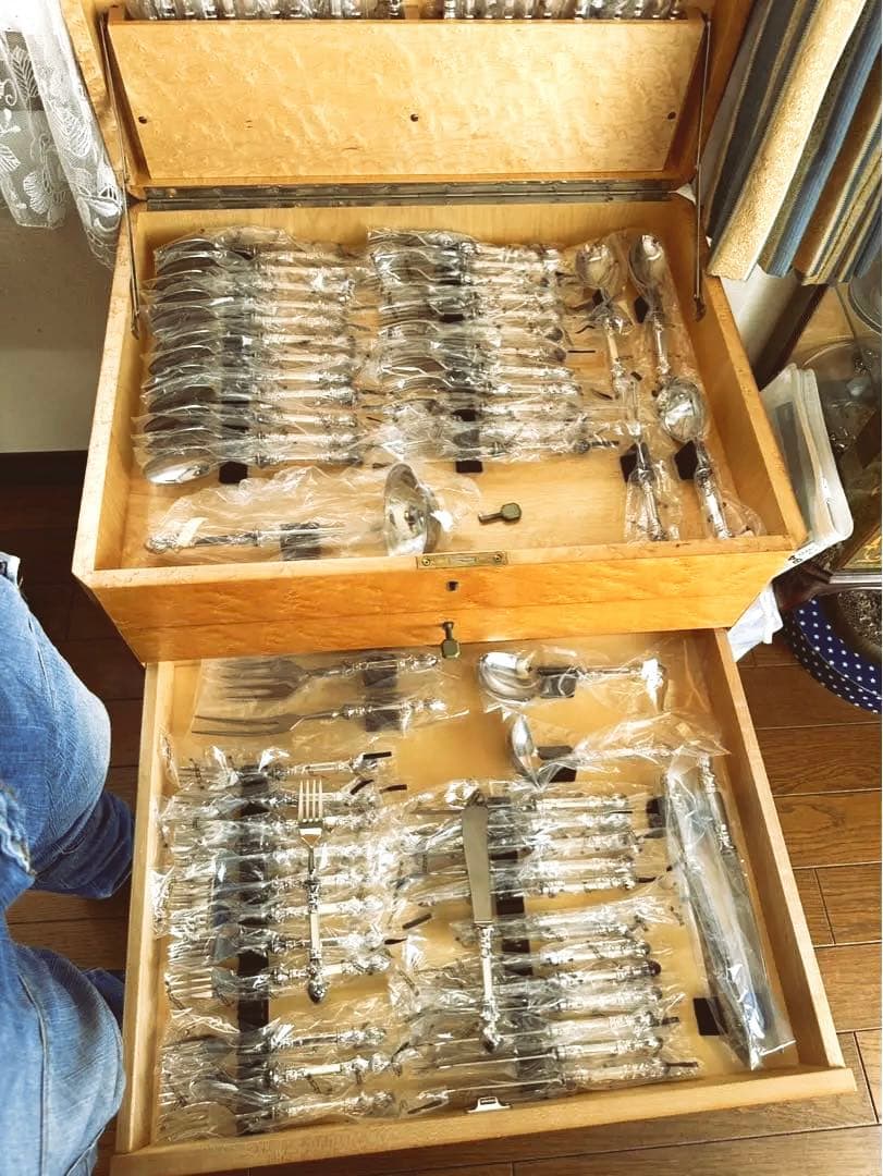 Gourmet-Silber カトラリー収納 サイドテーブル&銀食器セット