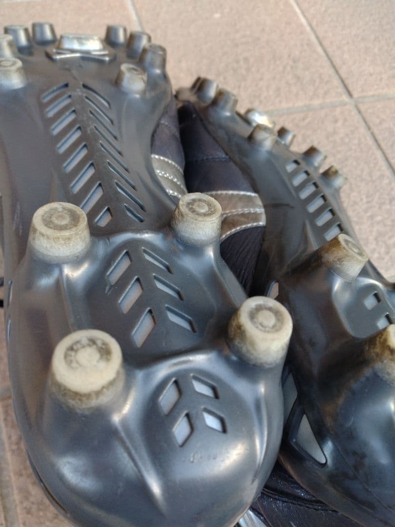 ミズノ モレリア DNA サッカースパイク26.5センチ