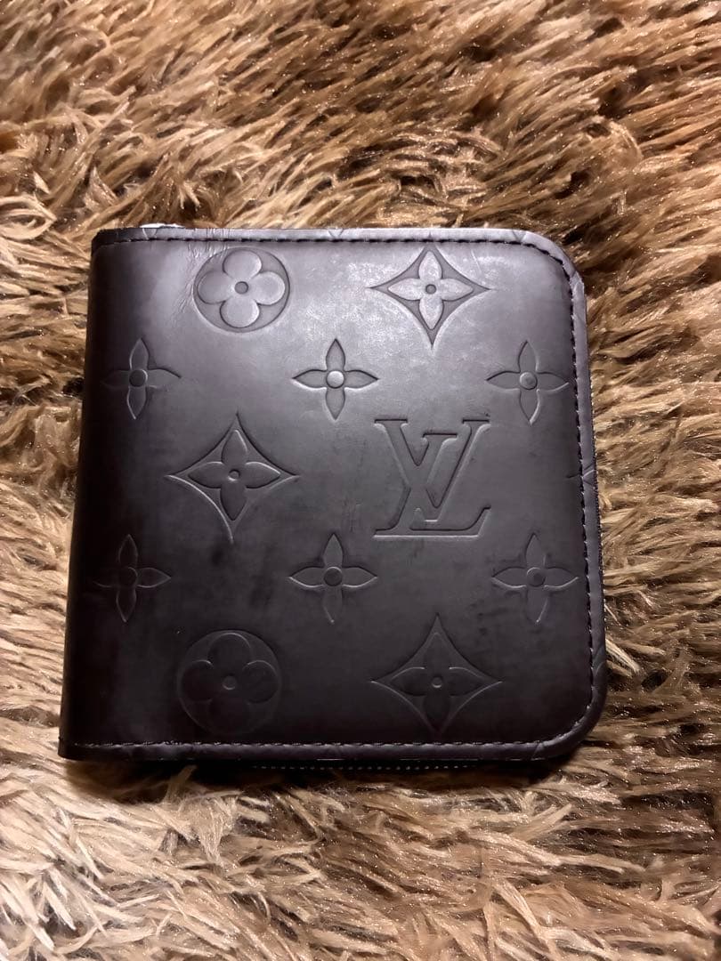 週末値下げ Louis Vuitton ブラック 二つ折り財布