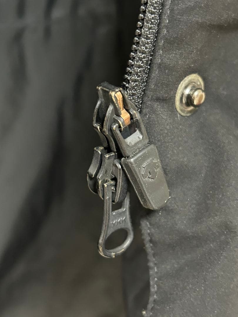 デサント水沢ダウン（レディース:XL）ブラック　ファーつき