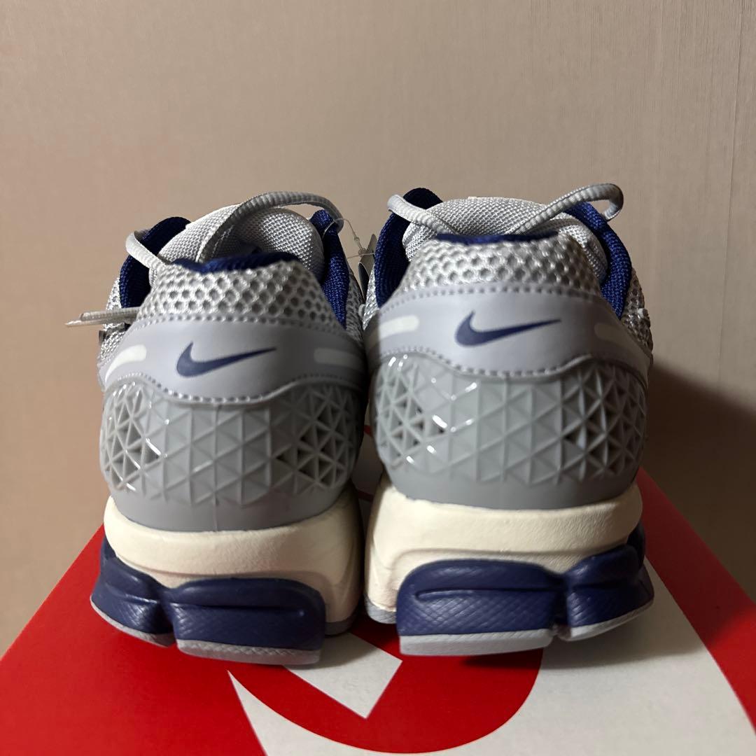 新品未使用　Nike Zoom VOMERO5 ボレロ /27.5