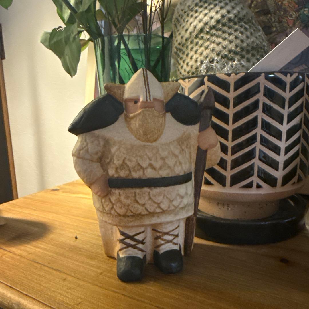 バイキングの戦士 陶器 リサラーソン