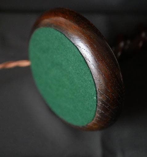 英国アンティーク　木製ツイストのランプスタンド