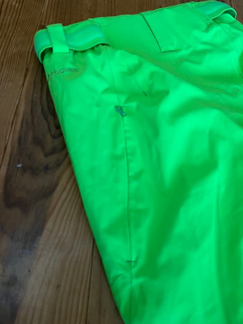 k*u様 未使用 ONYONE オンヨネ スキーウェアメンズ Ｍ 上下