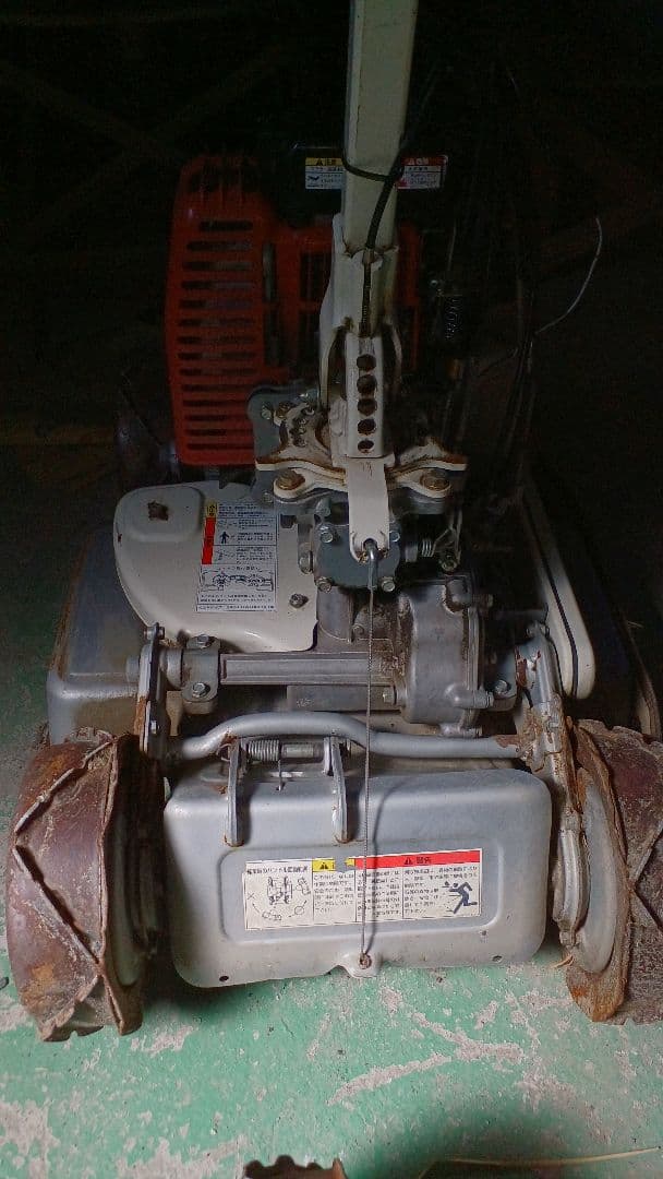 自走草刈り機(傾斜草刈り機)　スパイダーモアSP851AF