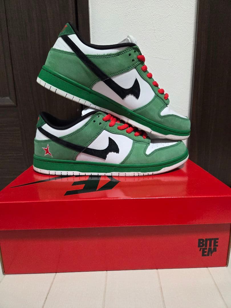 靴 ERROR DUNK LOW PRO SB BITE EM