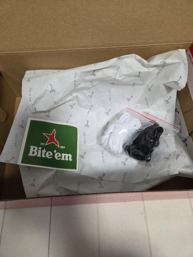 靴 ERROR DUNK LOW PRO SB BITE EM