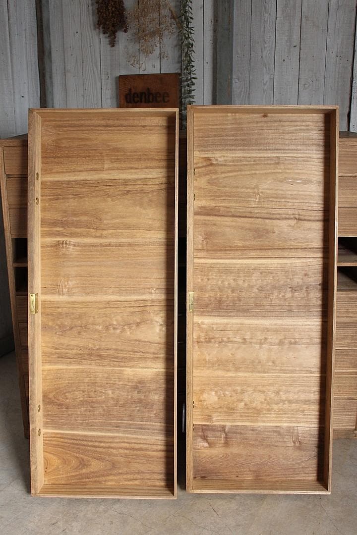 古い木製の引き出し　15杯