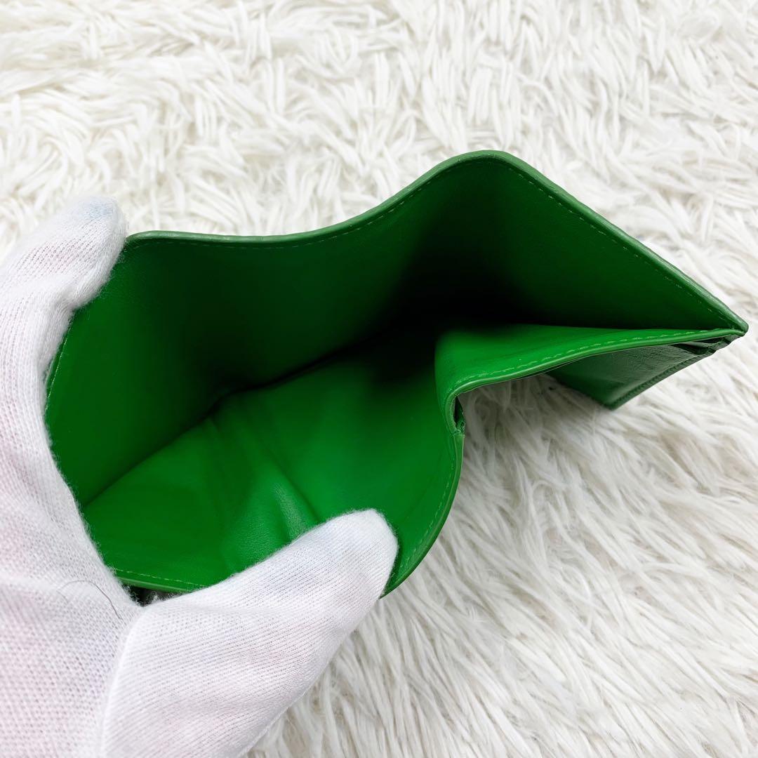 【✨美品✨】ボッテガヴェネタ 三つ折り財布 デボス イントレチャート パラキート