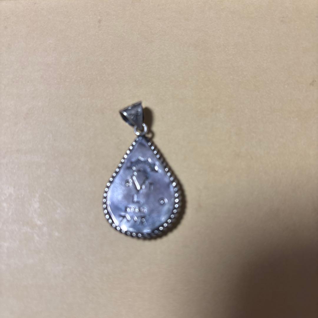 ズニ族　ネックレストップ