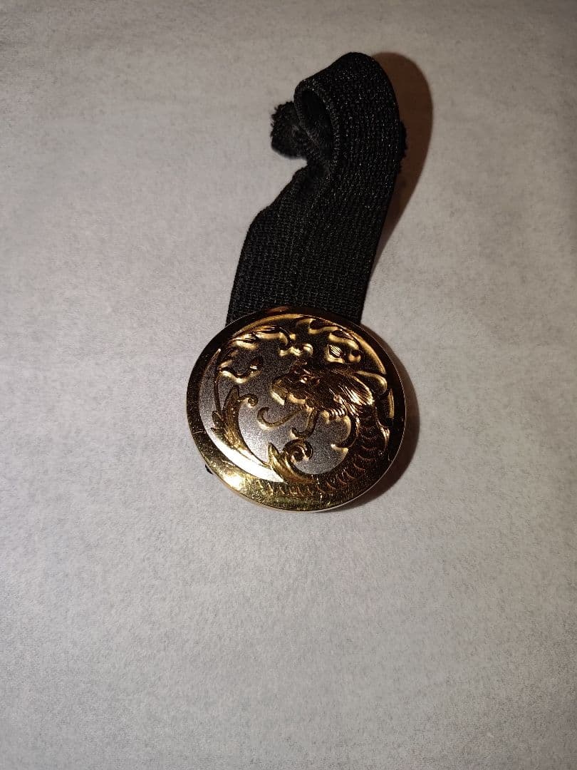 金色の彫刻模様　龍　ボタン　帯留め　コンチョ　ブレスレット　K18 PT900