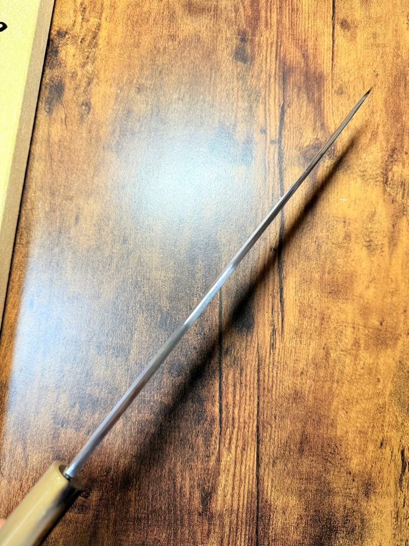 郷右馬允義弘造　左用　刺身 柳刃　包丁 青鋼 9寸　山脇刃物　紫檀白水牛八角柄