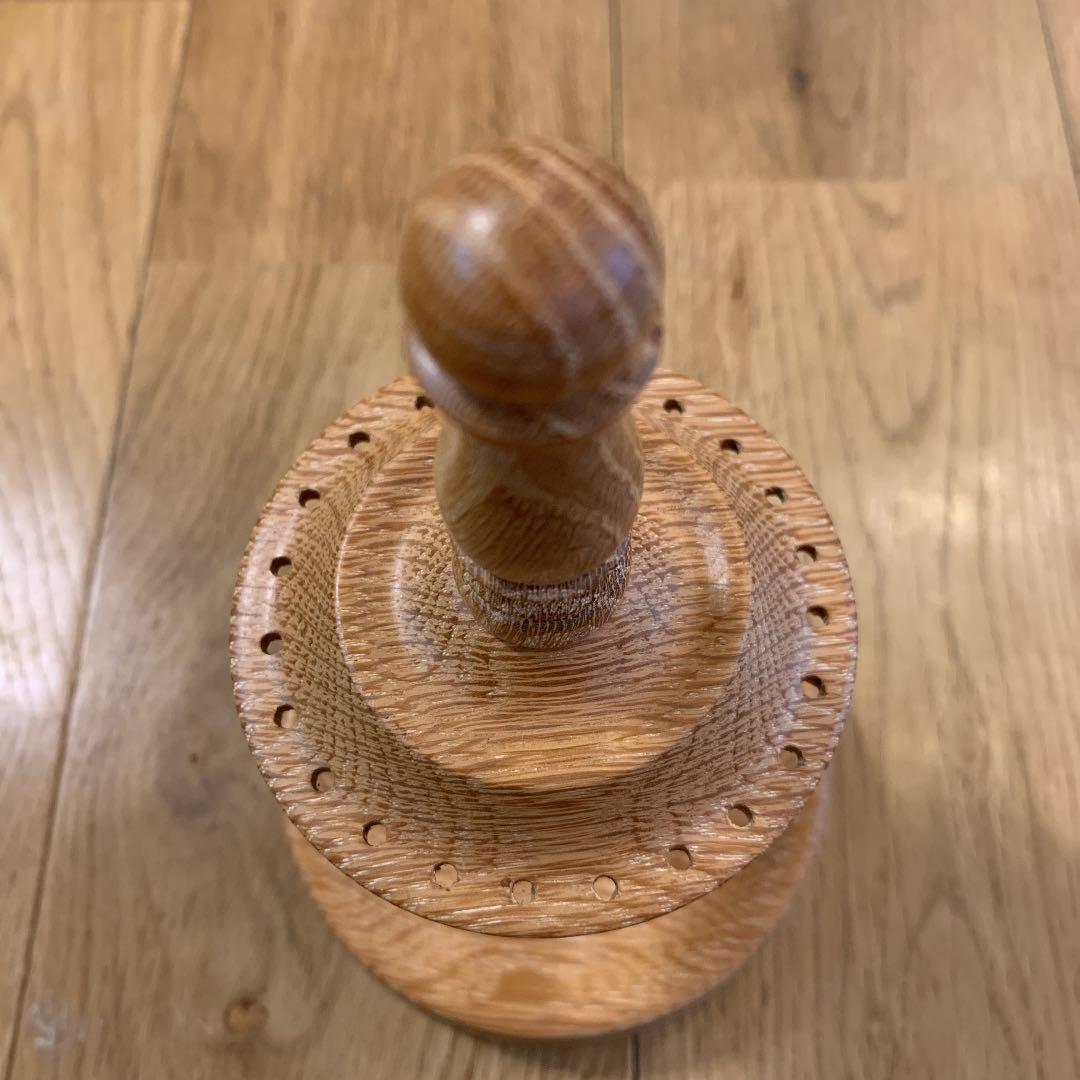 ピアススタンド　未使用　オーク材　北欧／ナチュラルインテリアに 匿名配送