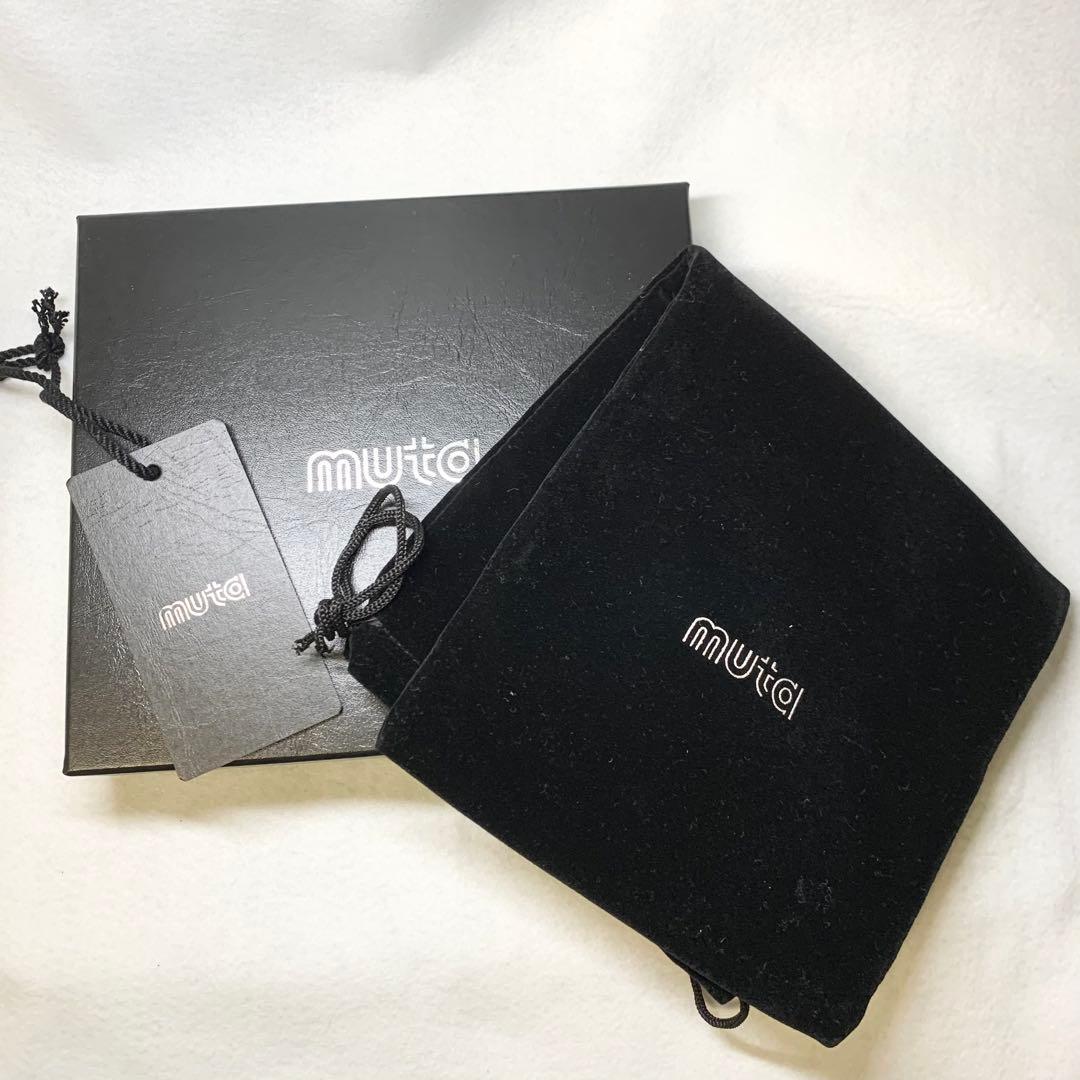 未使用級 muta 財布 ガルーシャ エイ革 カーフレザー L字ファスナー 紺