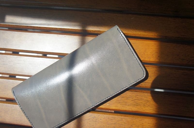 【送料無料】ルガトショルダーのロングウォレット【ライトグレー】