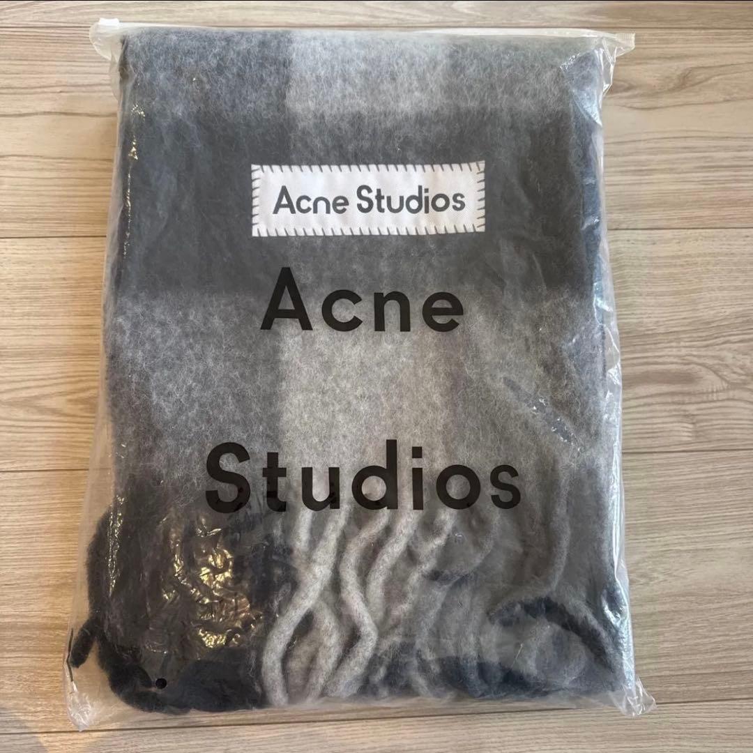 Acne Studios チェック柄マフラー グレー系