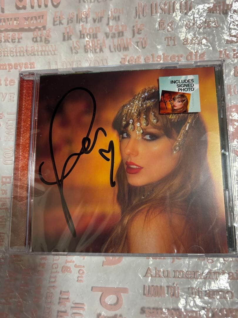 Taylor Swift The Life of a Showgirlサイン入り