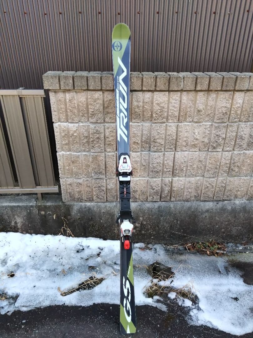 オガサカ　トライアン　スキー板 GS　G175