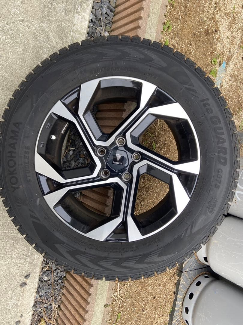 モデリスタ　ヨコハマiceGUARD G075 17インチ スタッドレスタイヤ