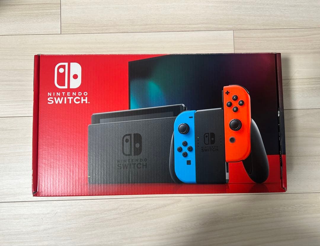 Nintendo Switch本体セット、充電グリップ、キャリングケース、ドッグ