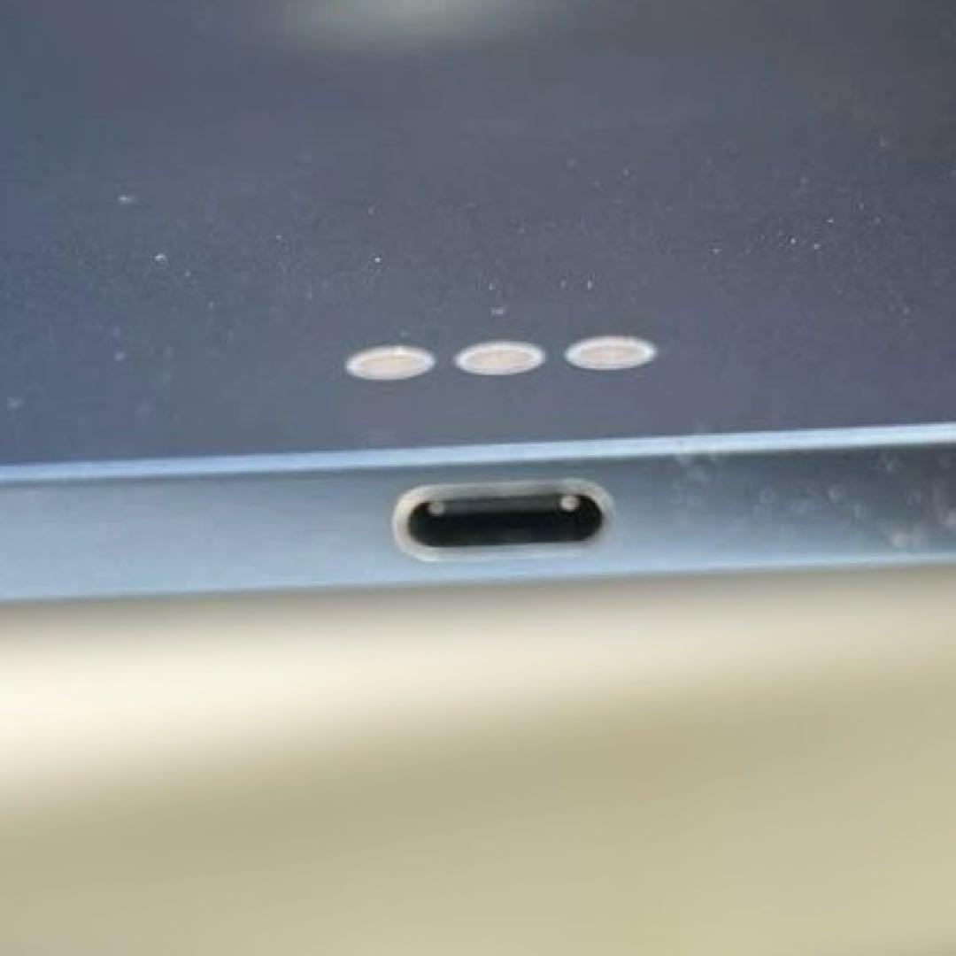 7092 【️美品】76% iPad Air 第5世代 ブルー10.9インチ