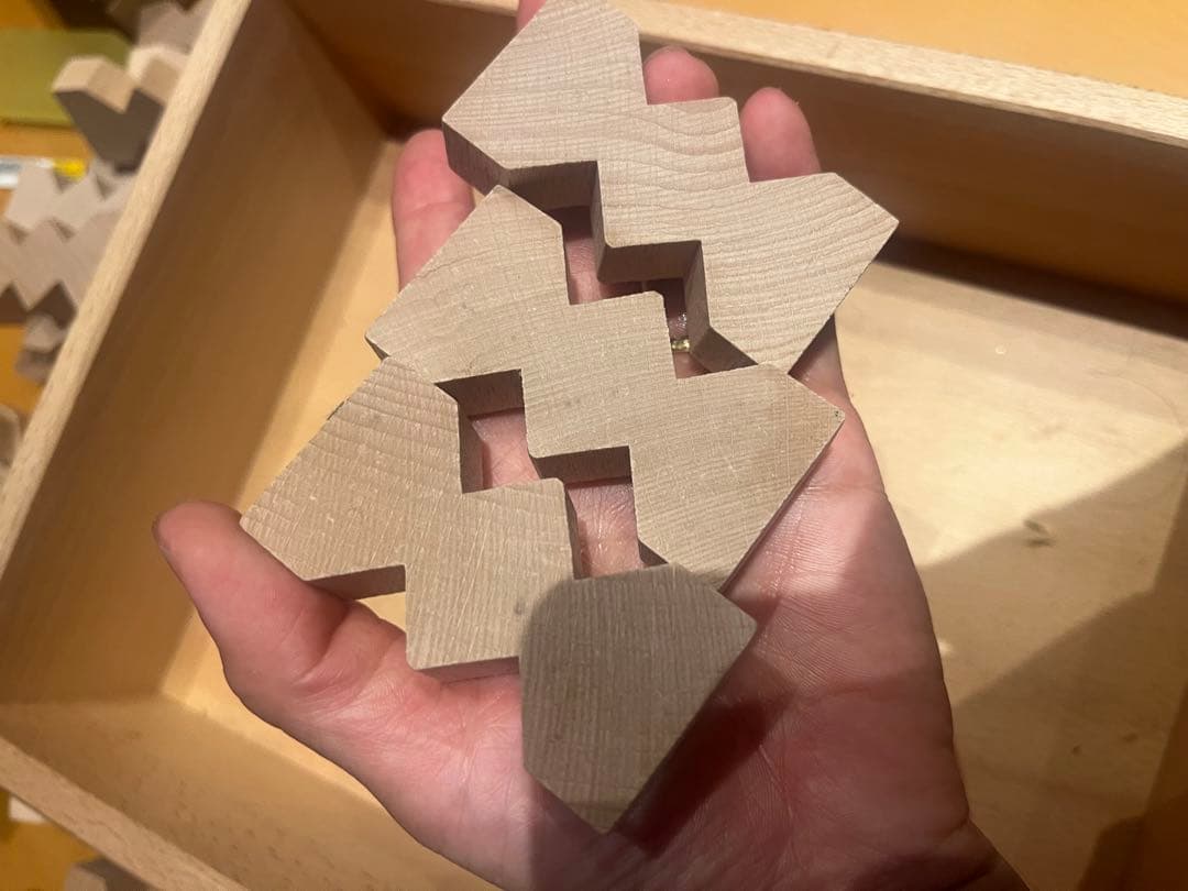 デュシマ社　ドイツ　積み木　知育玩具　フレーベル　ジグザグ