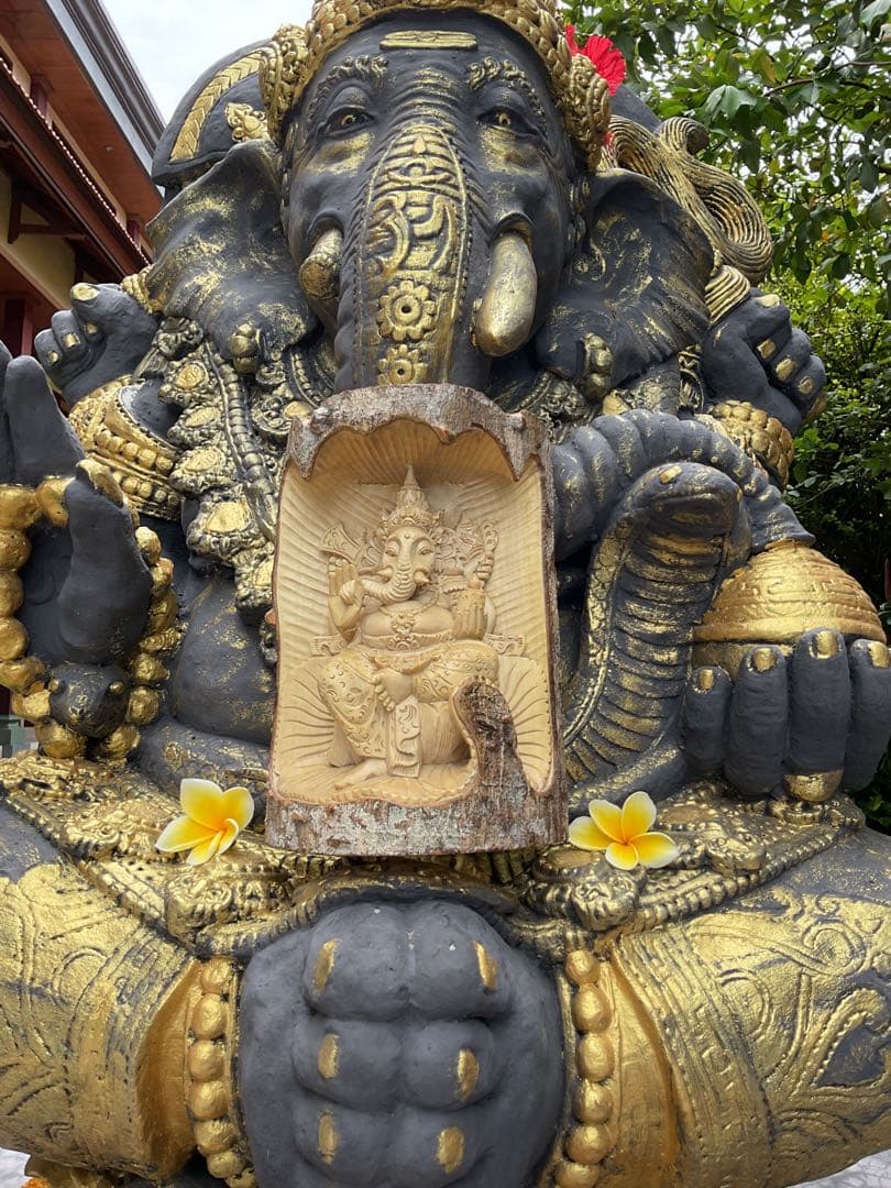 「特別価格」ガネーシャ像(夢をかなえる神様)木彫り H 25.5cm