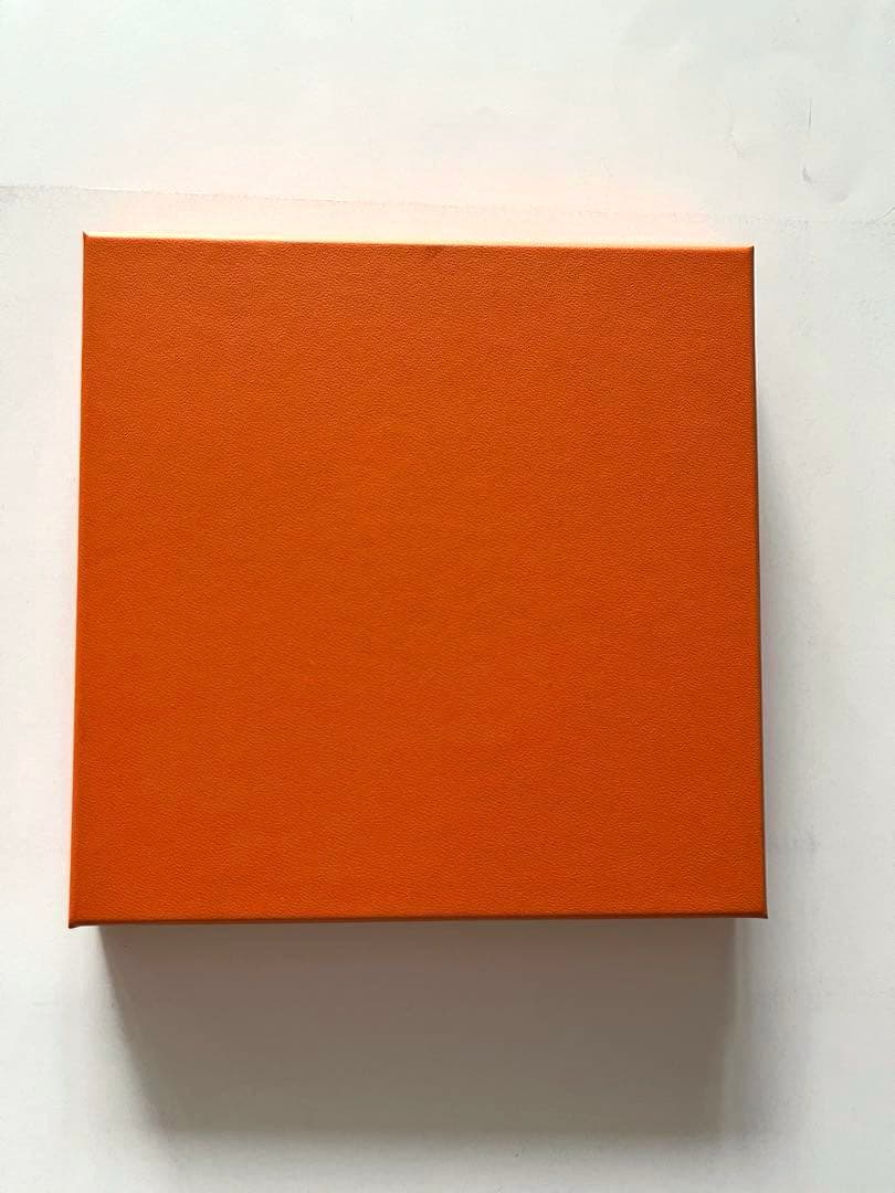 新品＊贈答用にもHERMES エルメス カレ・タオル 《ヴィス・ヴェルサ》ブルー