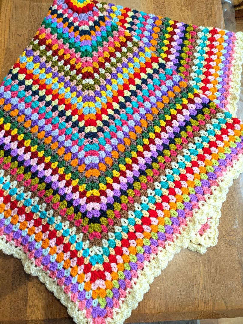 手編み　マルチカバー　ブランケット　レトロポップ　アジアン雑貨　キャンプ用品