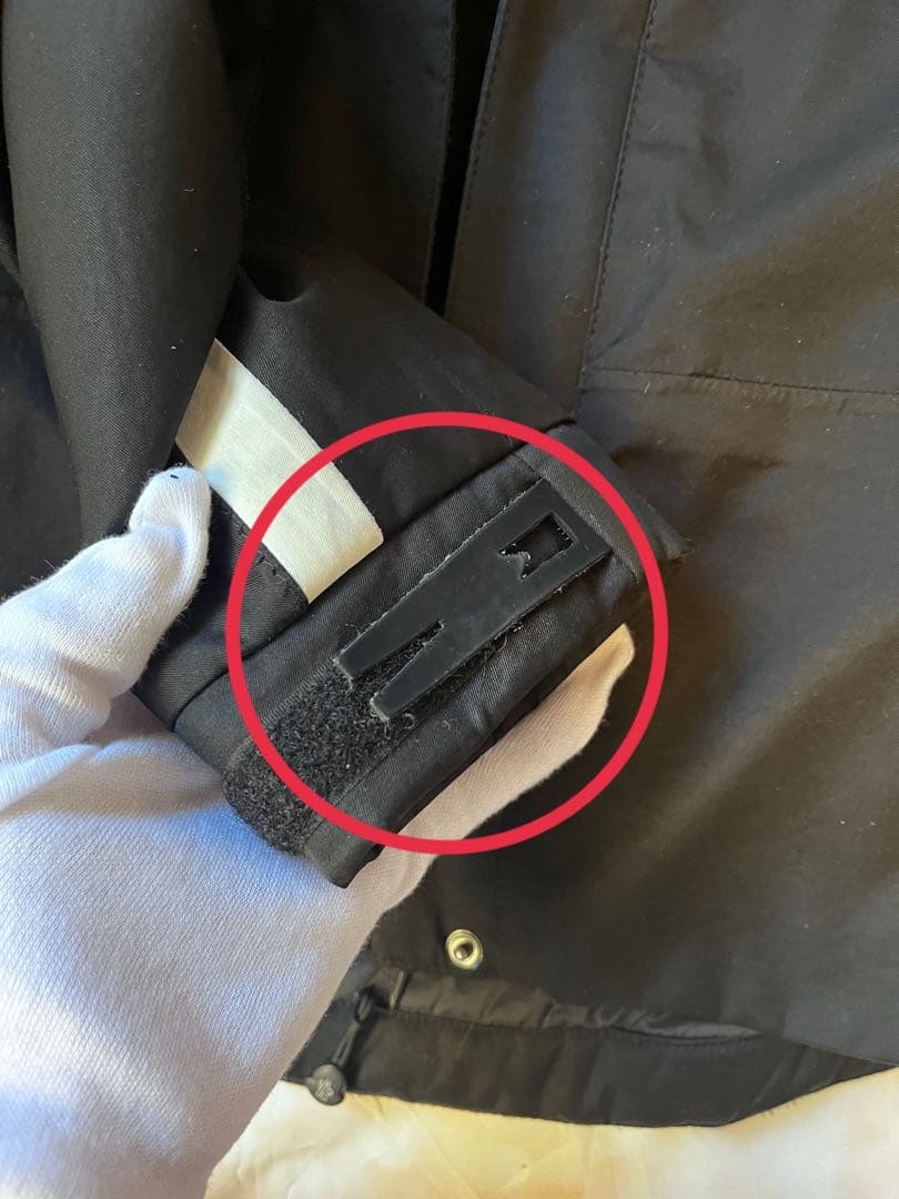 希少✨スタイリッシュなモンクレール　ショートダウンジャケット　スキーウェア