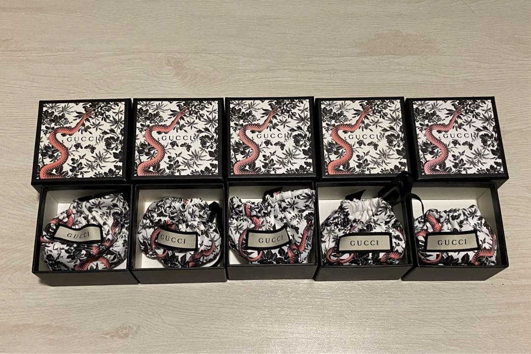 GUCCI 蛇柄空箱　アクセサリー空箱ギフトボックス ５個セット