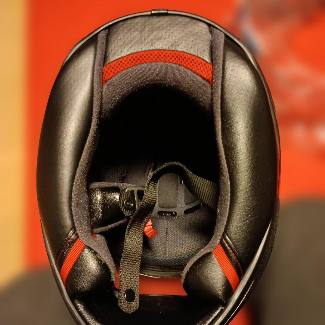 SHOEI 　Z-7フルフェイスヘルメット 　ピンロック付、新品チンカーテン等付