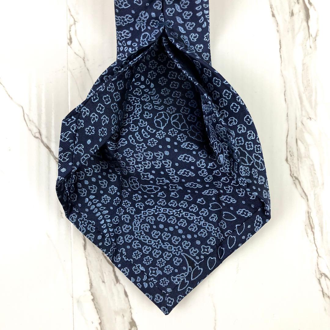 未使用級　ブルガリ　ネクタイ　ペイズリー柄　セッテピエゲ　ジャガード　ネイビー