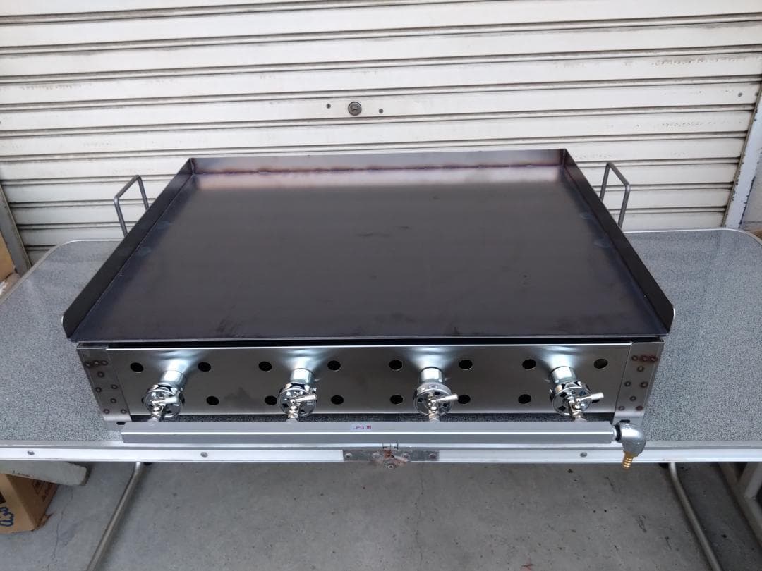 カス受け付　極厚６mm　プロパンガスグリラー　鉄板焼きグリドル　便利なフチ持手付