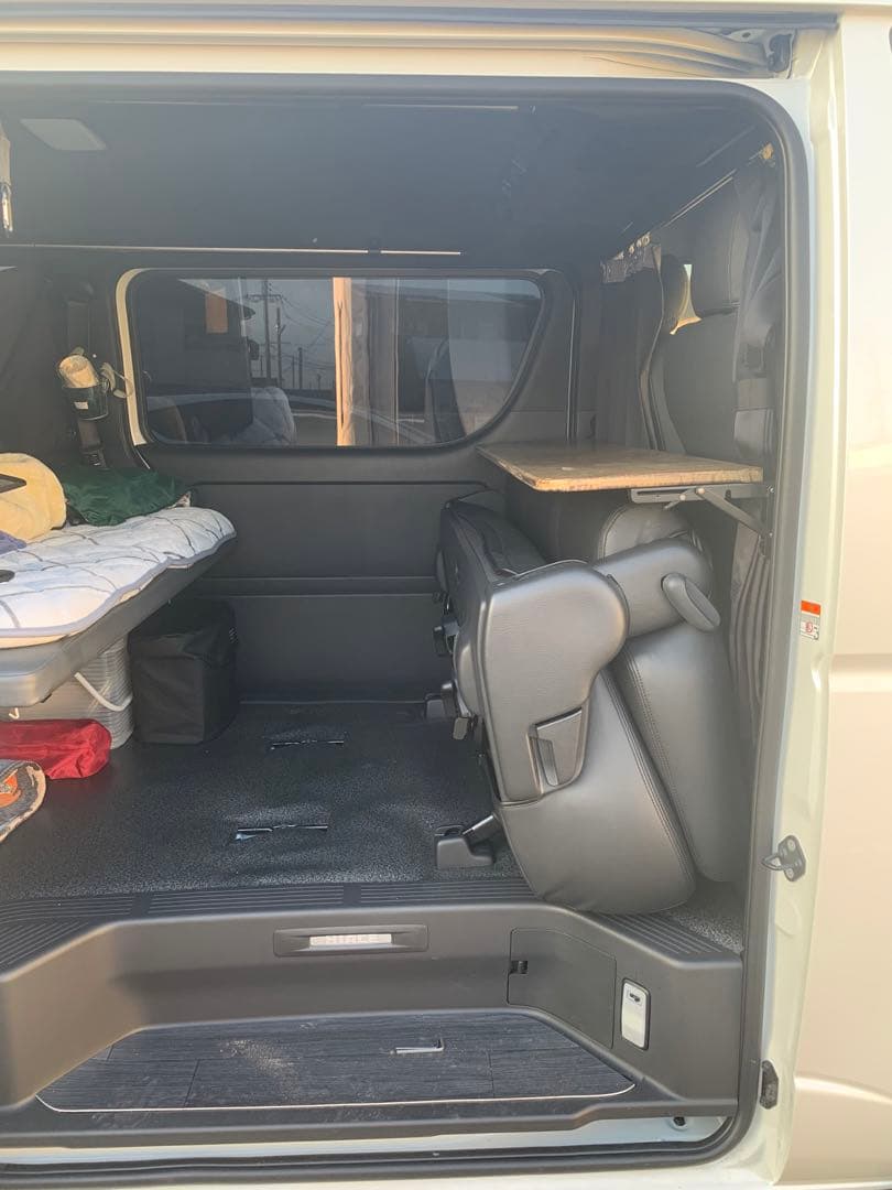 ハイエース　セカンドテーブル用金物一式