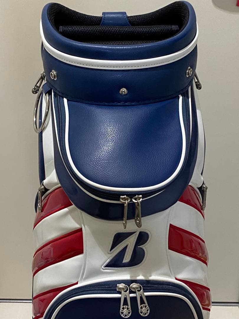 BRIDGESTONE ゴルフバッグ アメリカ国旗デザイン。メジャーコレクション