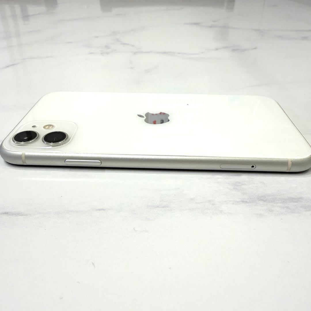 iPhone11 SIMフリー　バッテリー、ディスプレイ交換品