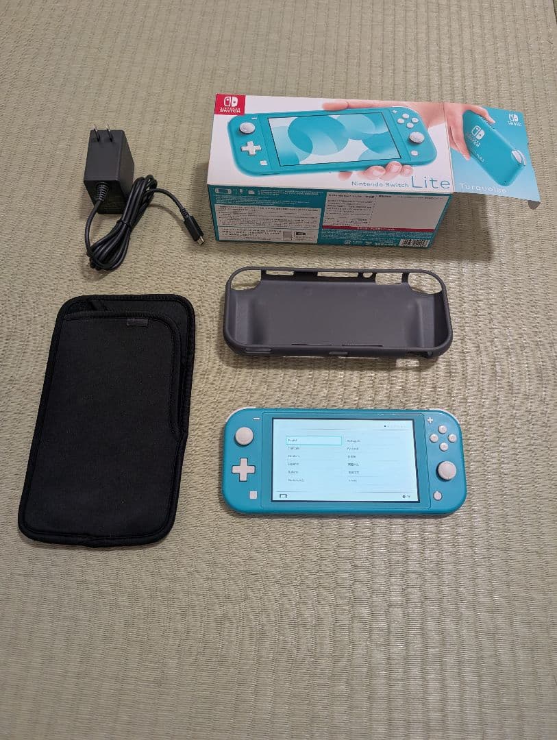 【即日発送】中古Nintendo Switch Lite 本体 カバー2種類付き