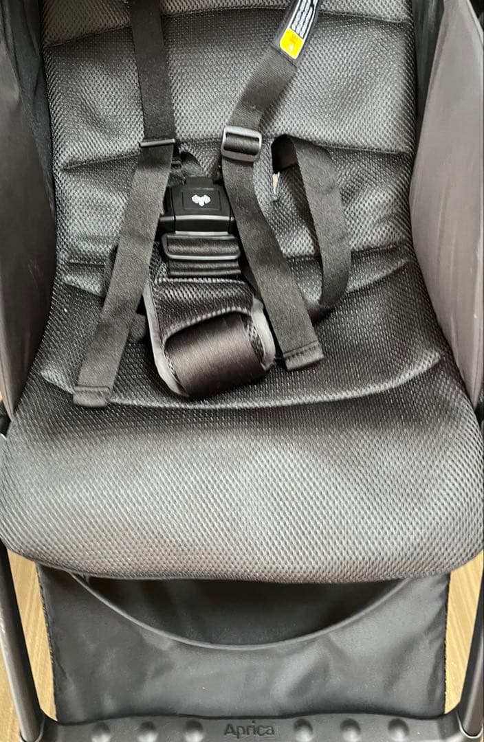 【未使用レインカバー付】アップリカ　マジカルエアーフリー　ベビーカー