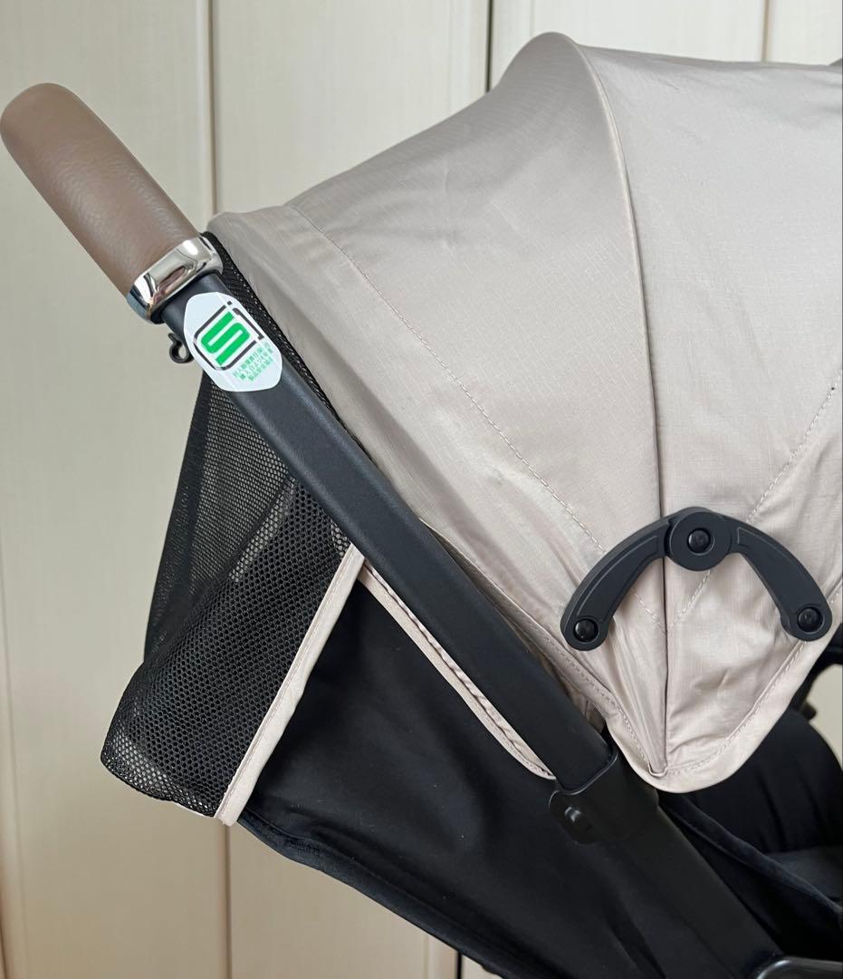 【未使用レインカバー付】アップリカ　マジカルエアーフリー　ベビーカー
