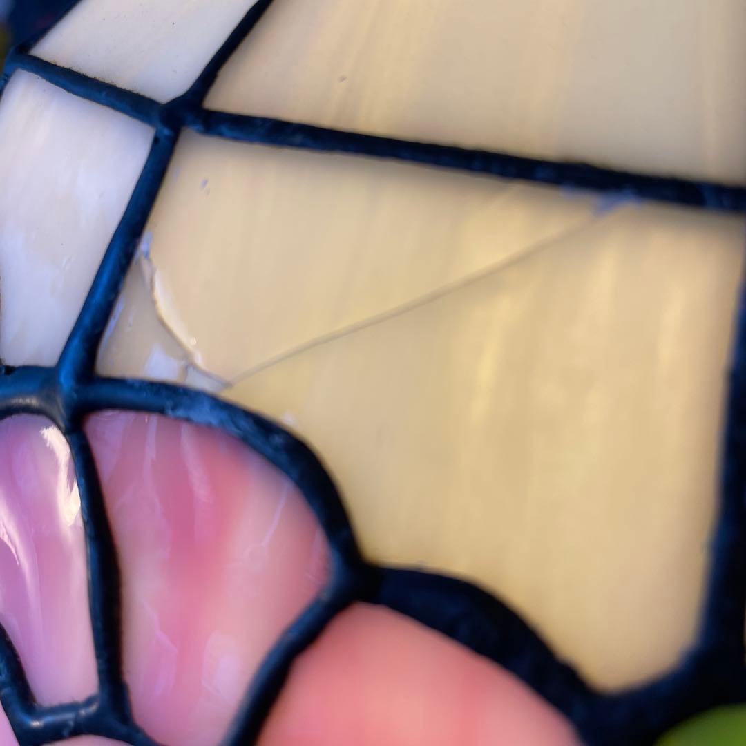 花柄ステンドグラスのランプ