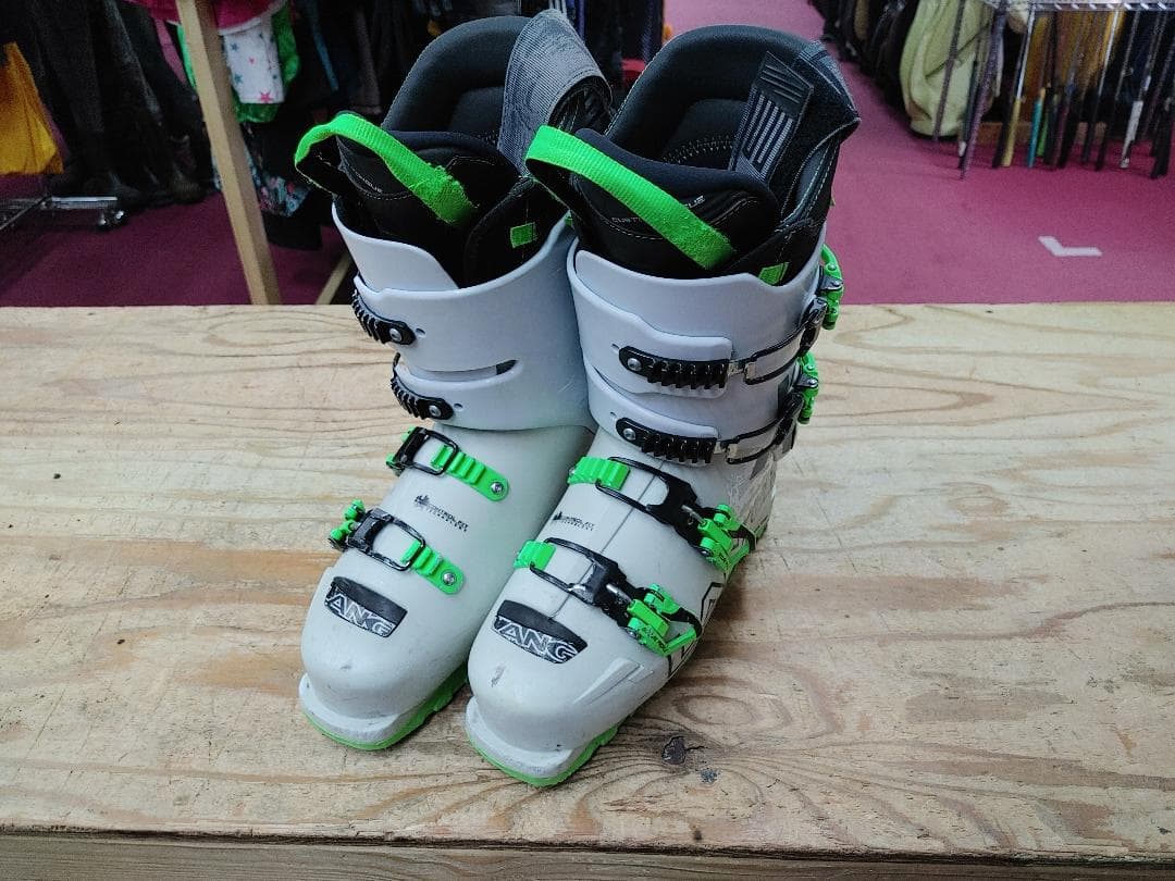 スキー 26-26.5 LANGE XT130 LV