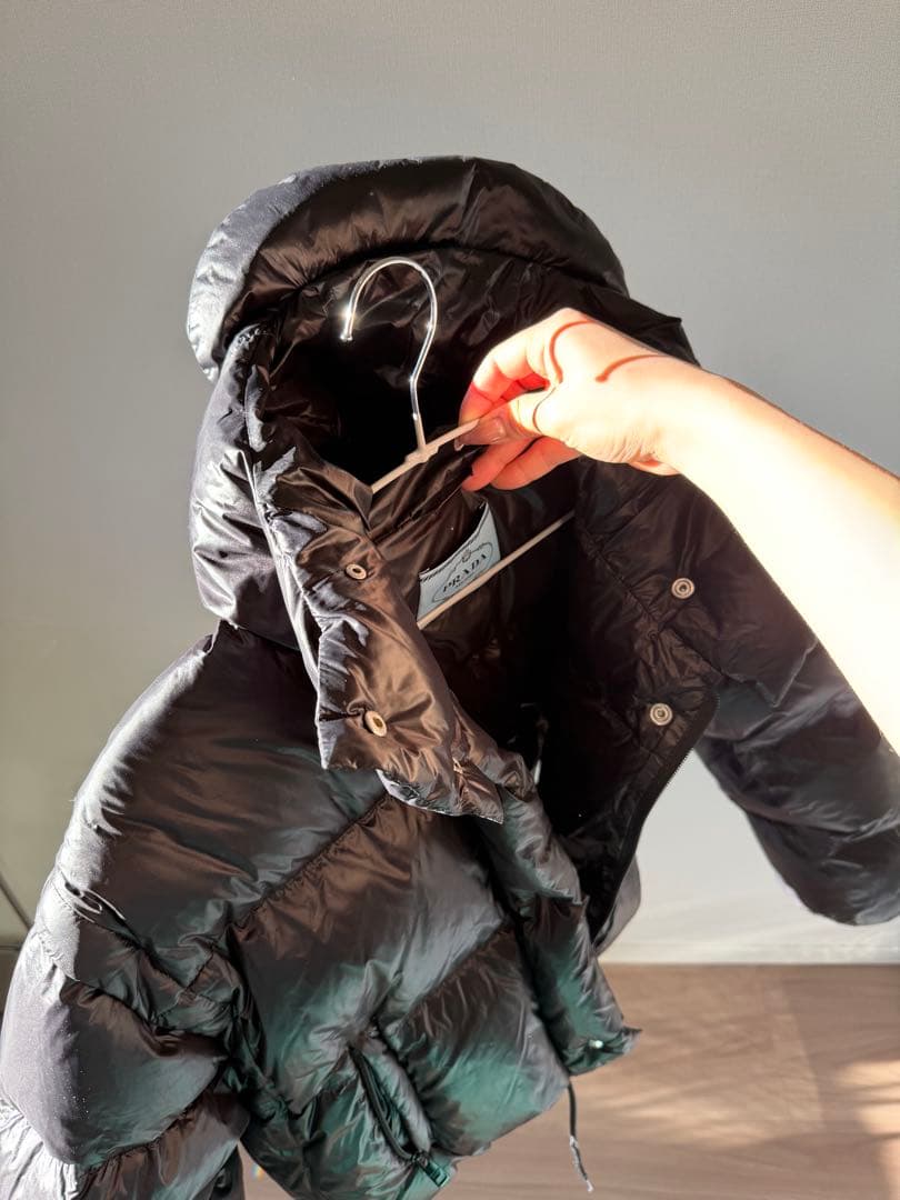 は*む様 最安値　PRADA ブラック ダウンジャケット　ショートダウン　38