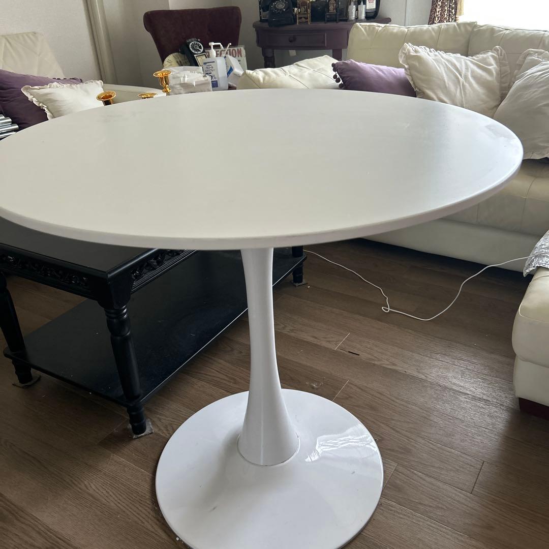 カフェ　テーブル　ホワイト