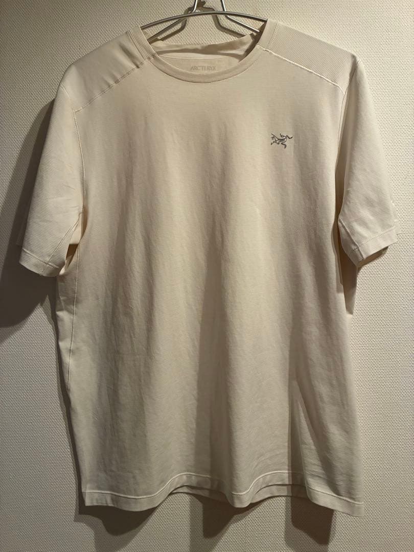 美品♪ARC'TERYX コーマックティーシャツ　ホワイト　人気のSサイズ