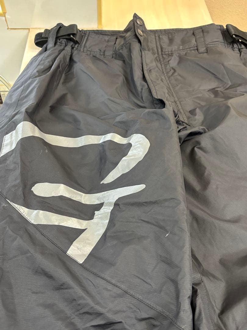 がまかつ　ウィンドアップレインスーツ　L Lサイズ